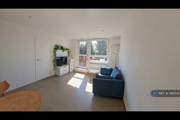 1 Bedroom Flat To Rent In Millender Walk, London, SE16
