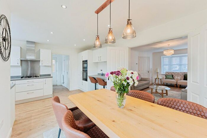 4 Bedroom Detached House For Sale In Tellets Hey, Wirral, CH62