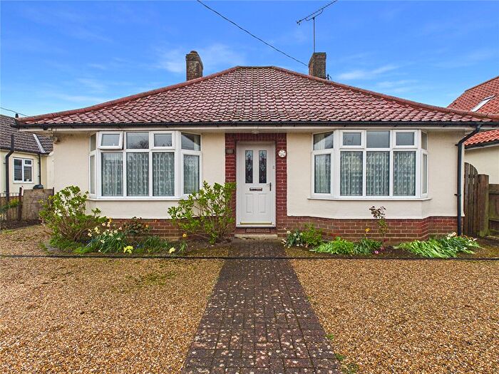 2 Bedroom Bungalow For Sale In Ransom Road, Woodbridge, Suffolk, IP12