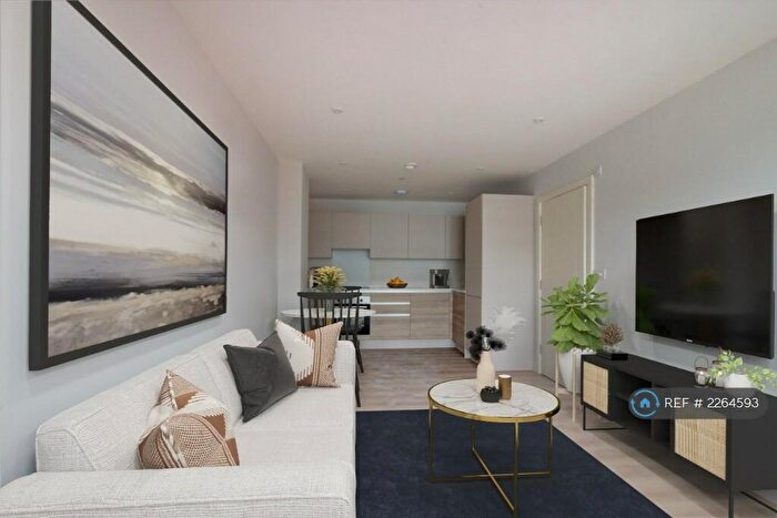 2 Bedroom Flat To Rent In Richmond House, Bournemouth, BH2