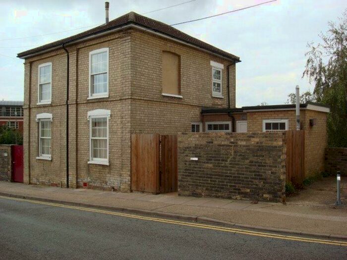 2 Bedroom Semi-Detached House To Rent In High Street, Christchurch Park Area, IP1