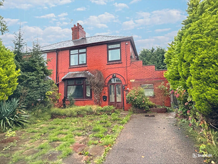 3 Bedroom Semi-Detached House For Sale In Runcorn Road, Barnton, Northwich, CW8