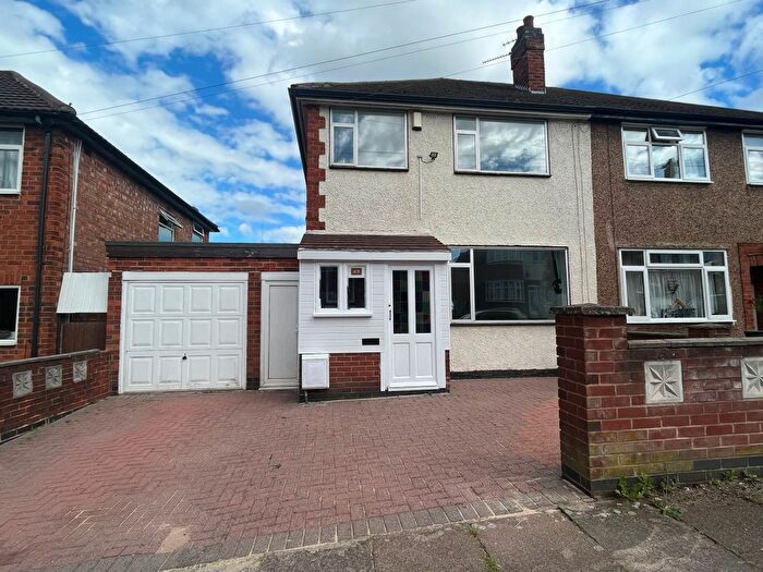 3 Bedroom Semi-Detached House To Rent In Dersingham Road, Leicester, LE4