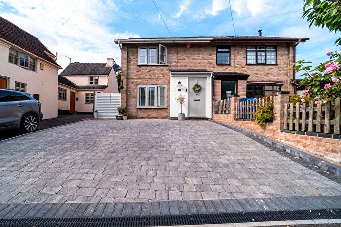 3 Bedroom Semi-Detached House For Sale In Main Street, Barton Under Needwood, DE13