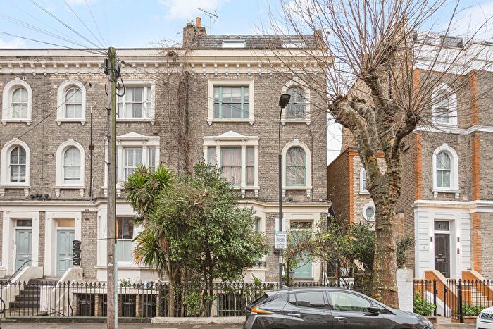2 Bedroom Flat To Rent In Barclay Road, Fulham Broadway, SW6