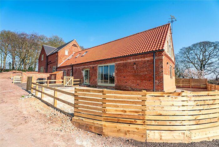 2 Bedroom Barn Conversion To Rent In Caunton, Newark, Nottinghamshire, NG23