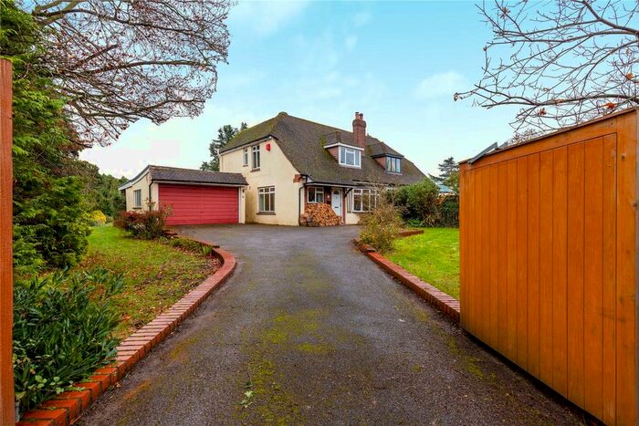4 Bedroom Semi-Detached House For Sale In Doranne Orchard, Maidenhead, Berkshire, SL6
