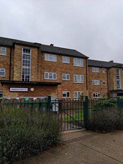 3 Bedroom Flat To Rent In Redwood Court, Colchester, Essex, CO4