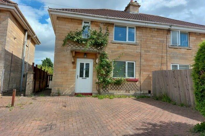 3 Bedroom Property To Rent In Barrow Road, Bath, BA2