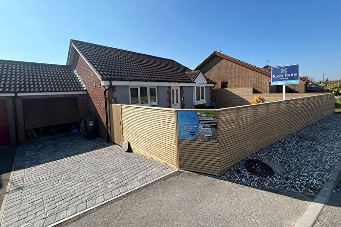 3 Bedroom Bungalow For Sale In Brock End, Portishead, Bristol, BS20