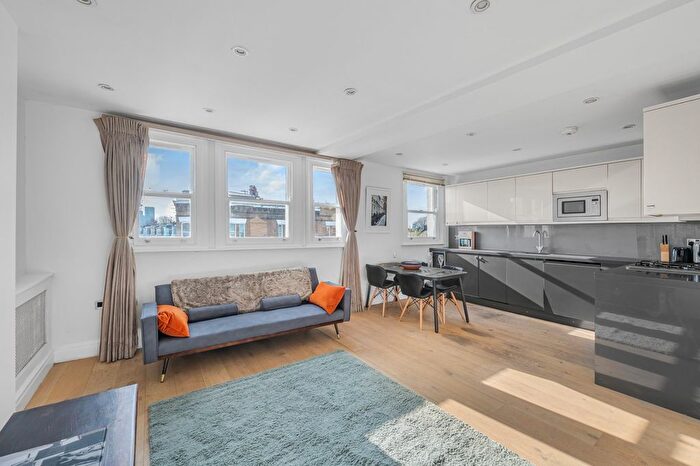 2 Bedroom Flat To Rent In Ladbroke Grove, Notting Hill, W11