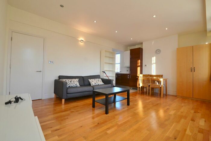1 Bedroom Flat To Rent In Arthur Road, Wimbledon Park, SW19