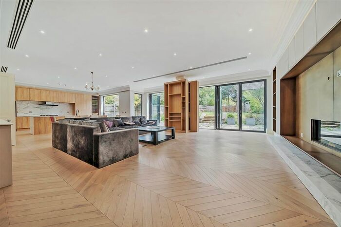 7 Bedroom Property To Rent In Roedean Crescent, Roehampton, London, SW15