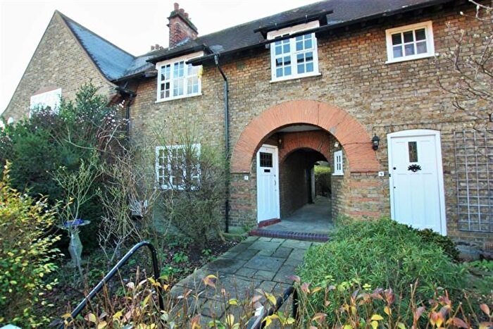 3 Bedroom Cottage To Rent In Asmuns Place, Hampstead Garden Suburb, NW11