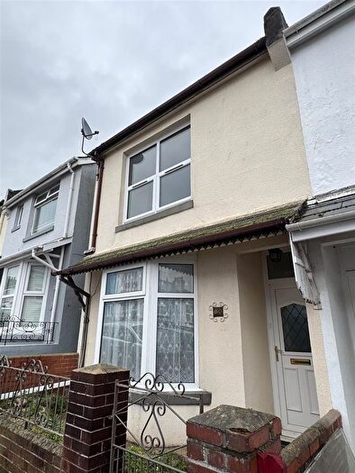 2 Bedroom End Of Terrace House To Rent In Climsland Road, Paignton, TQ4