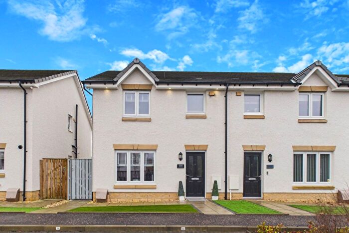3 Bedroom Semi Detached House For Sale In Skylark Gardens, Cambuslang, Glasgow, G72