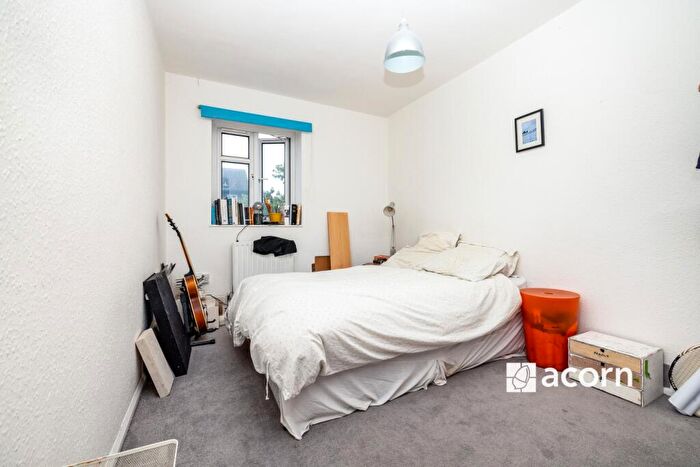 3 Bedroom Flat To Rent In Lambeth Walk London, SE11