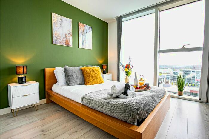 1 Bedroom Flat To Rent In Witan Gate, Milton Keynes, MK9