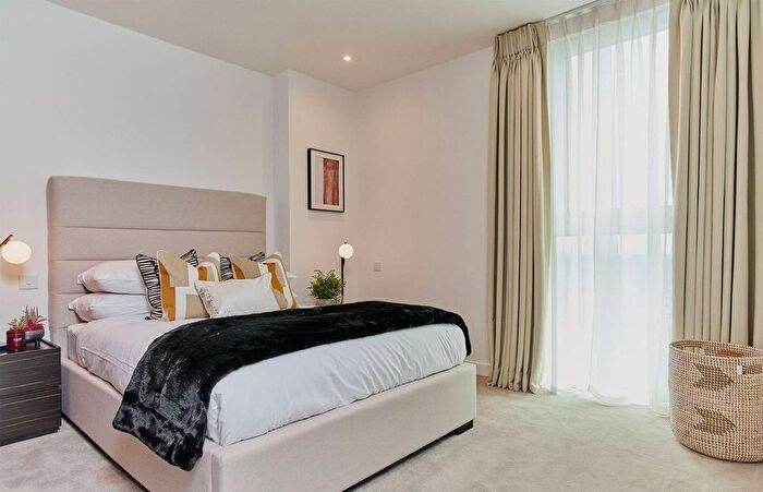 2 Bedroom Flat To Rent In The Clarendon, Watford, WD17