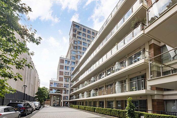 2 Bedroom Flat To Rent In Henry Macaulay Avenue, Kingston Upon Thames, KT2