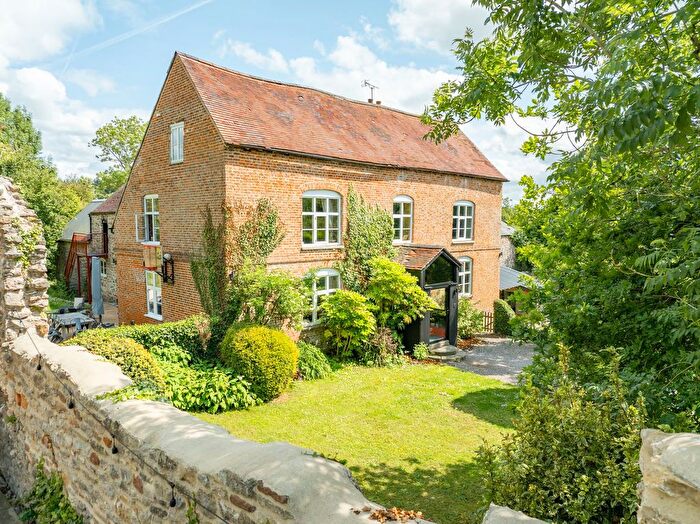 7 Bedroom Detached House For Sale In Gloucester Road, Longhope, GL17