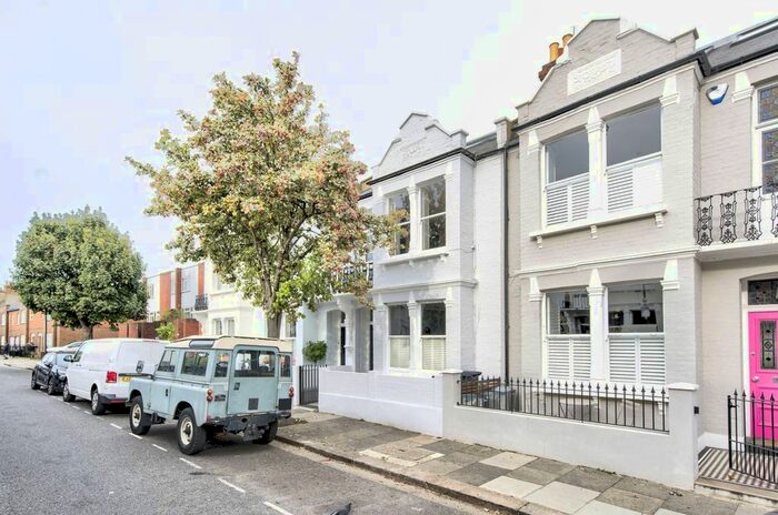 5 Bedroom Terraced House To Rent In Burnfoot Avenue, Munster Village, London, SW6
