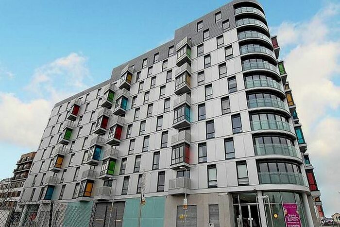 1 Bedroom Flat To Rent In Hunsaker, Reading, RG1