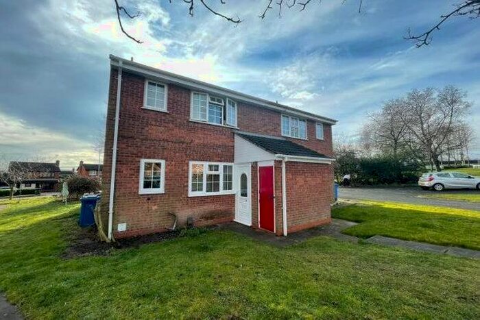 1 Bedroom Flat To Rent In Cornfield Drive, Lichfield WS14