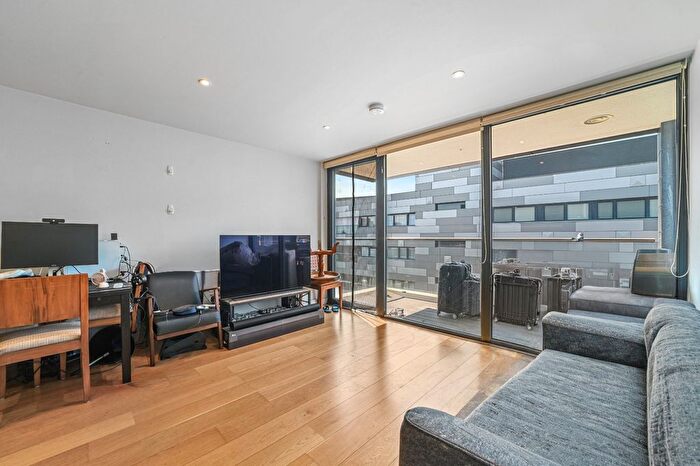 1 Bedroom Flat For Sale In Hazel Lane, Greenwich, London, SE10
