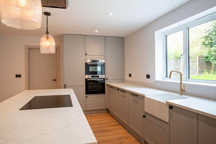 5 Bedroom Detached House To Rent In Nash Meadows, South Warnborough, RG29
