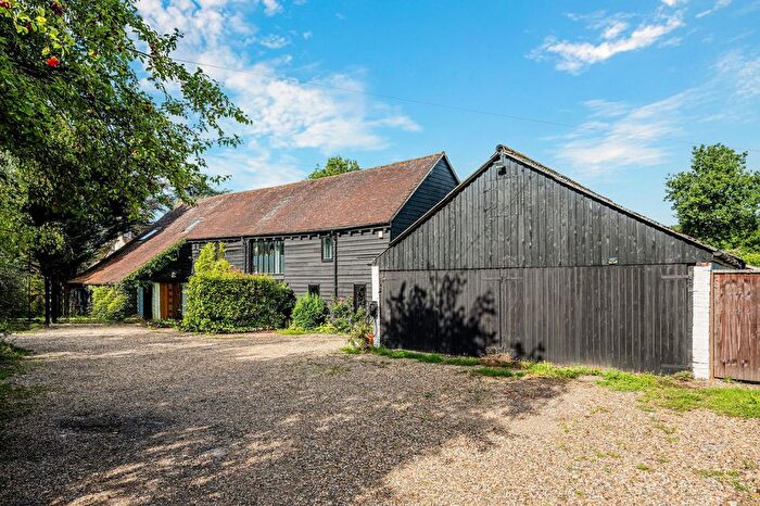 5 Bedroom Semi-Detached House For Sale In Eastbourne Road, Newchapel, RH7