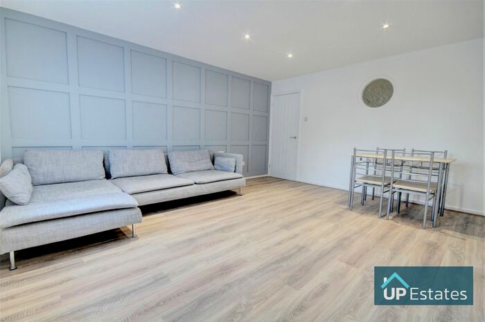 1 Bedroom Flat To Rent In Paynes Lane, Coventry, CV1