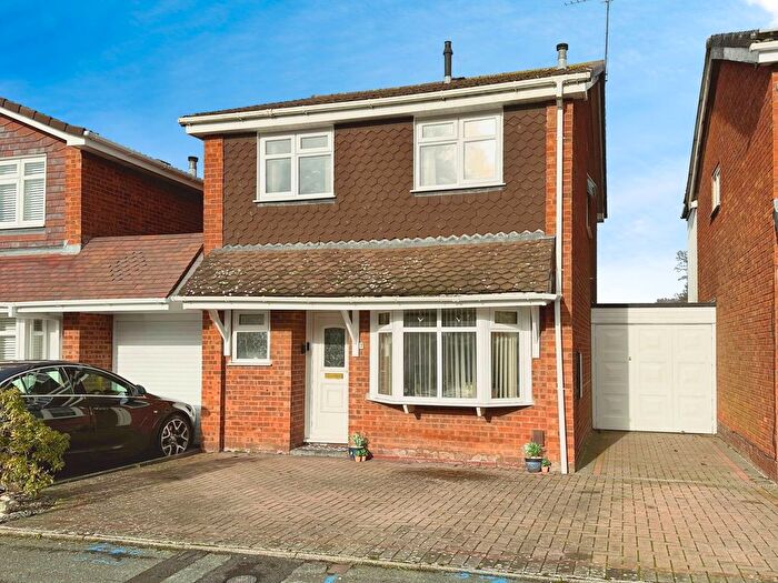 3 Bedroom Detached House For Sale In Bonville Gardens, Moseley Parklands, Wolverhampton, WV10