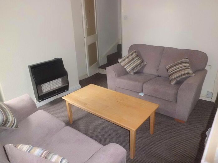 2 Bedroom Property To Rent In Teignmouth Road, Selly Oak, Birmingham, B29