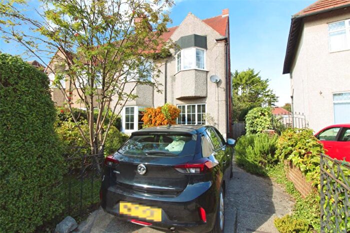 4 Bedroom Semi-Detached House For Sale In Yarm Road, Darlington, DL1