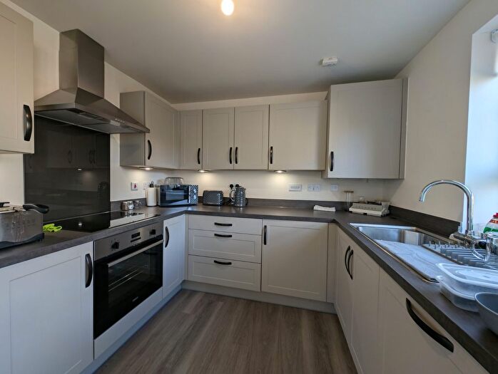 3 Bedroom Detached House To Rent In Goldfinch Way, Dewsbury, West Yorkshire, WF12