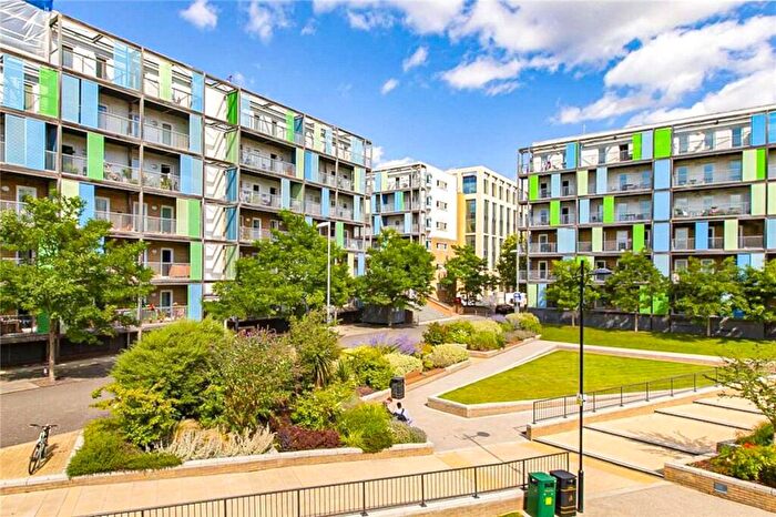 2 Bedroom Apartment To Rent In Warren Close, Cambridge, CB2