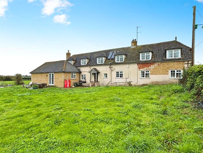 6 Bedroom Detached House For Sale In Mill Road, Staple, Canterbury, CT3