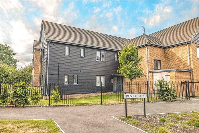 2 Bedroom Apartment For Sale In Trussell Road, Warfield, Bracknell, RG42