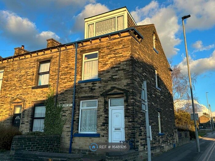 3 Bedroom Terraced House To Rent In Westbury Street, Bradford, BD4