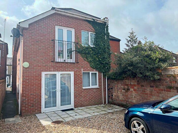 2 Bedroom Flat To Rent In Ordnance Road, Southampton, SO15