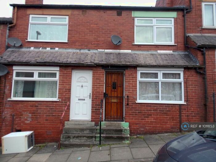2 Bedroom Terraced House To Rent In Conway Street, Leeds, LS8