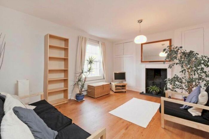 2 Bedroom Flat To Rent In Great Clarendon Street, Jericho, Oxford, OX2