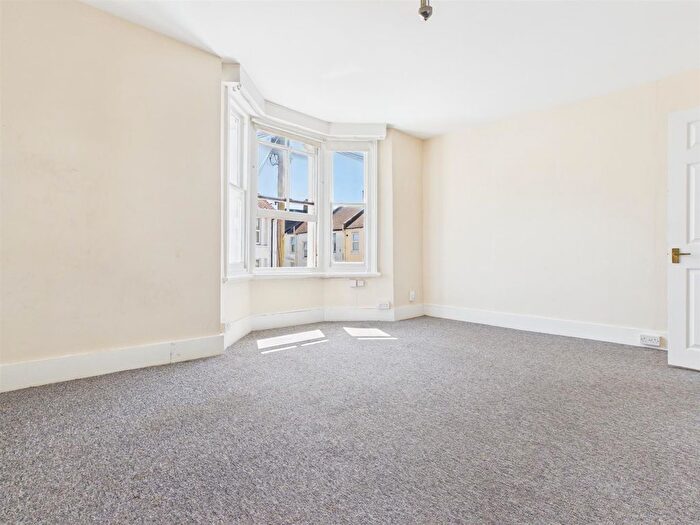 Studio For Sale In Montgomery Street, Hove, BN3