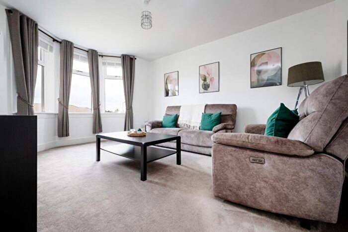 2 Bedroom Semi-Detached Bungalow For Sale In Inverkip Road, Greenock, PA16