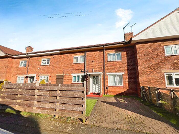 4 Bedroom Terraced House For Sale In Heathfield Road, Grantham, NG31