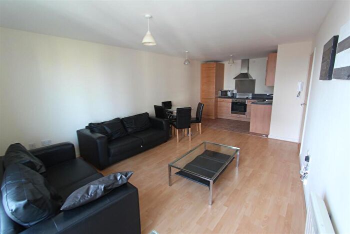 1 Bedroom Flat To Rent In Aspect, Elmwood Lane, LS2