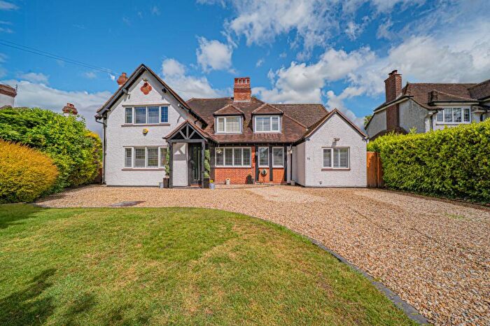 4 Bedroom Detached House For Sale In Kenilworth Road, Knowle, B93