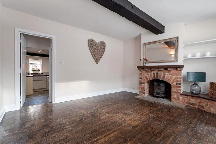 2 Bedroom End Of Terrace House For Sale In High Street, Quorn, LE12