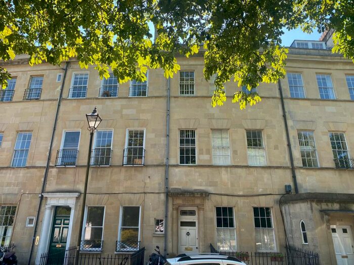 2 Bedroom Flat To Rent In Grosvenor Place, Bath, BA1